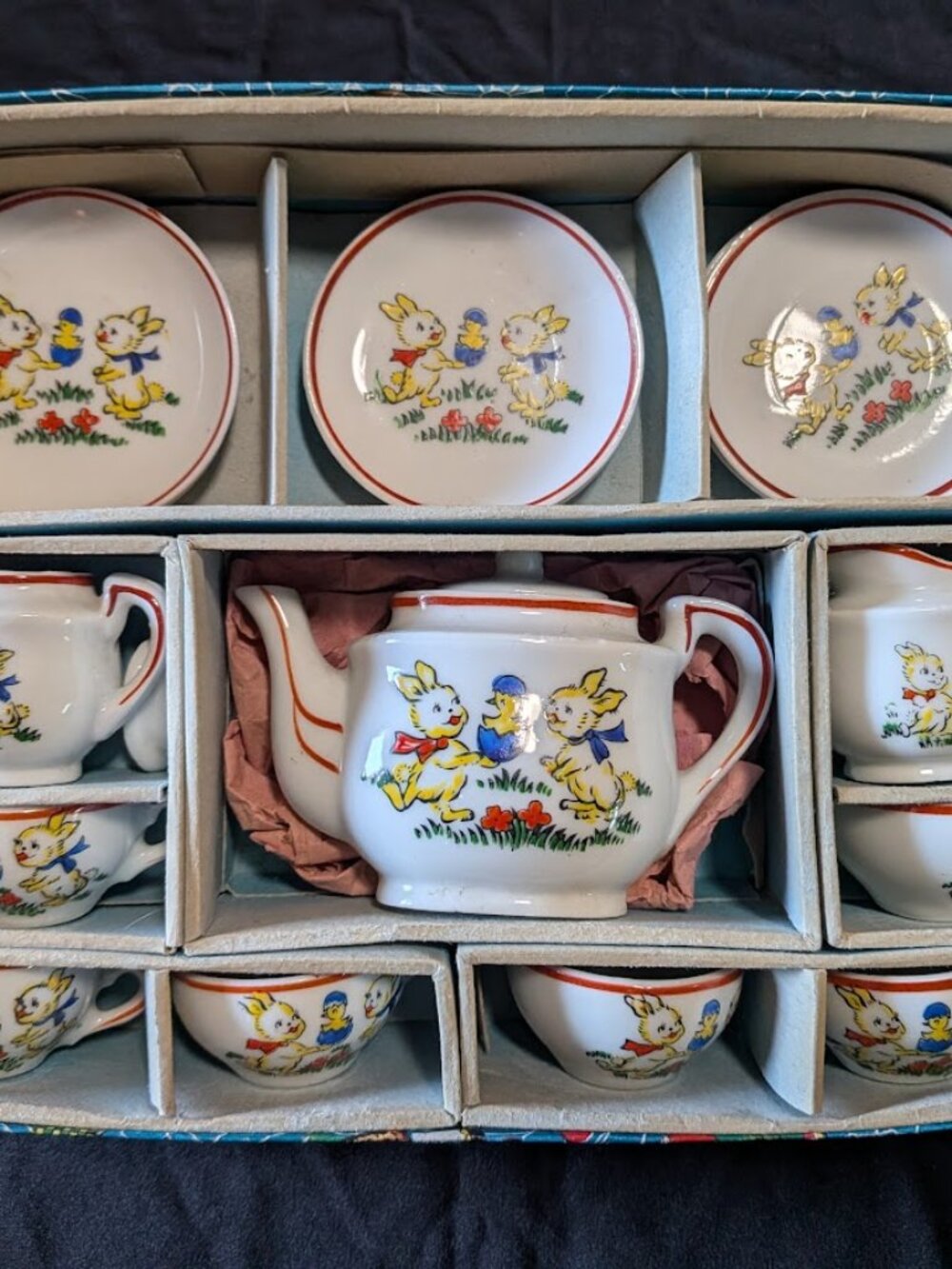 Vintage 17pc Miniature Porcelain Toy Tea Set - Bunnies & Chick - Japan